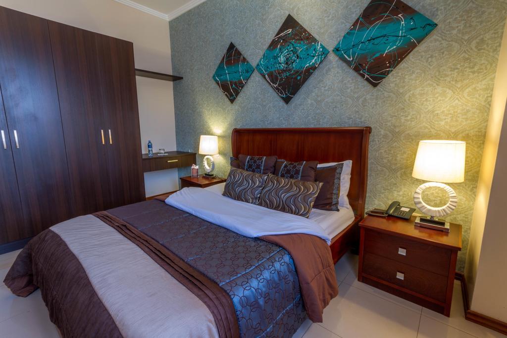 Alejandrina Hotel Куенка Стая снимка