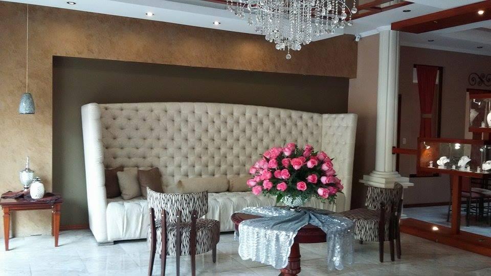 Alejandrina Hotel Куенка Екстериор снимка