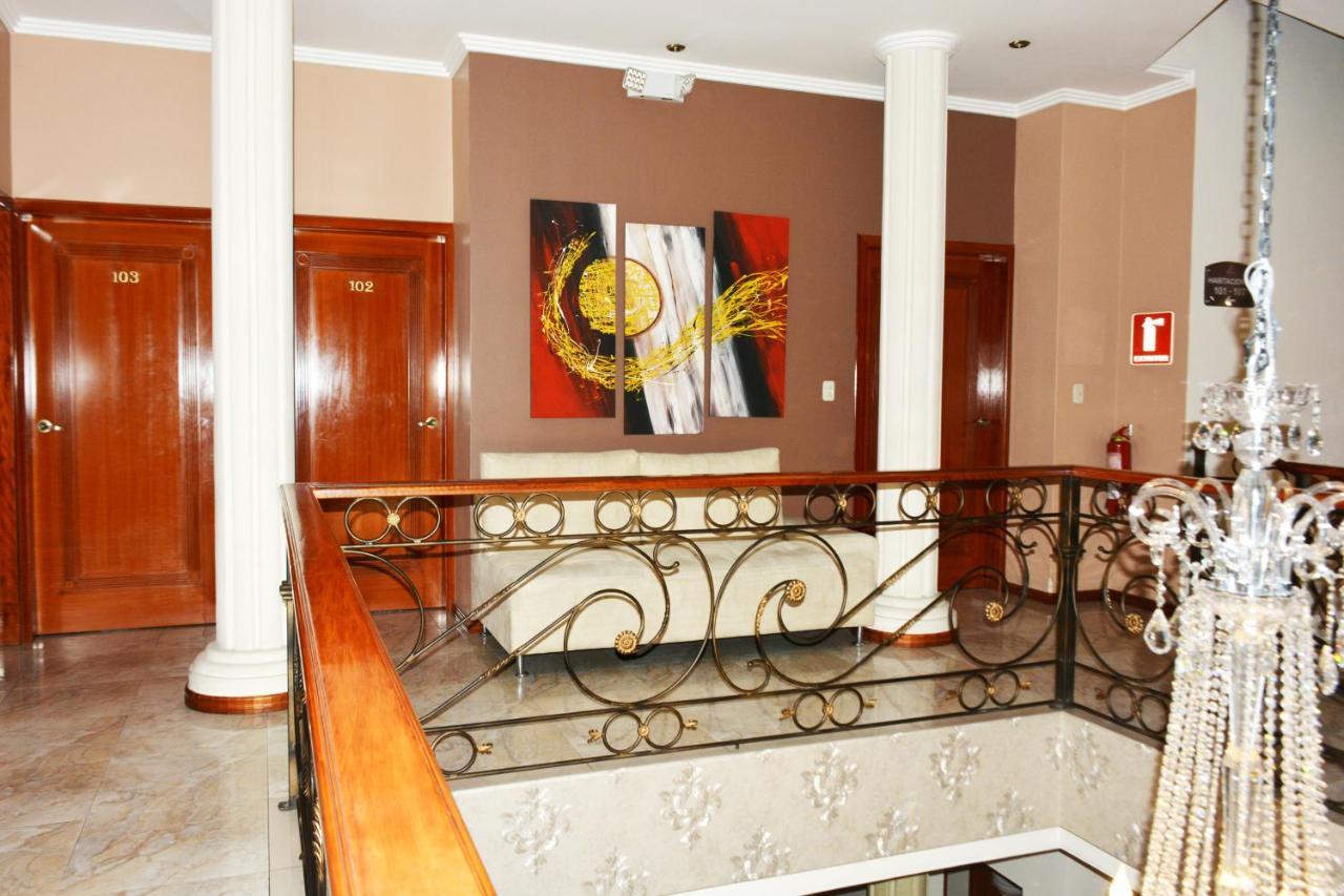 Alejandrina Hotel Куенка Екстериор снимка